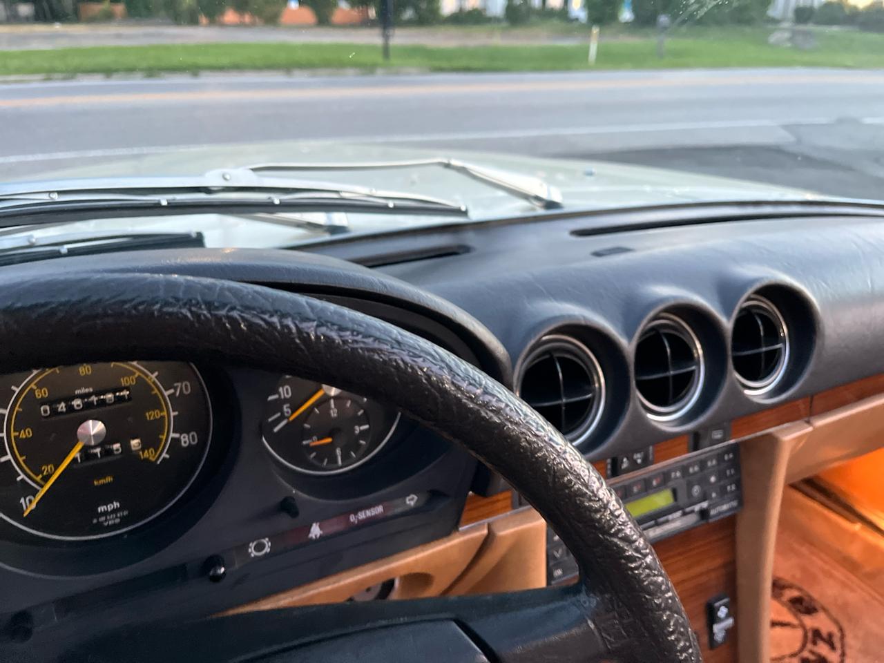 Mercedes-Benz 380 SL 1982