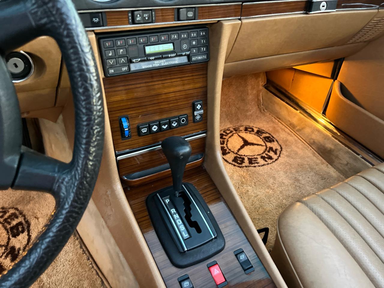 Mercedes-Benz 380 SL 1982