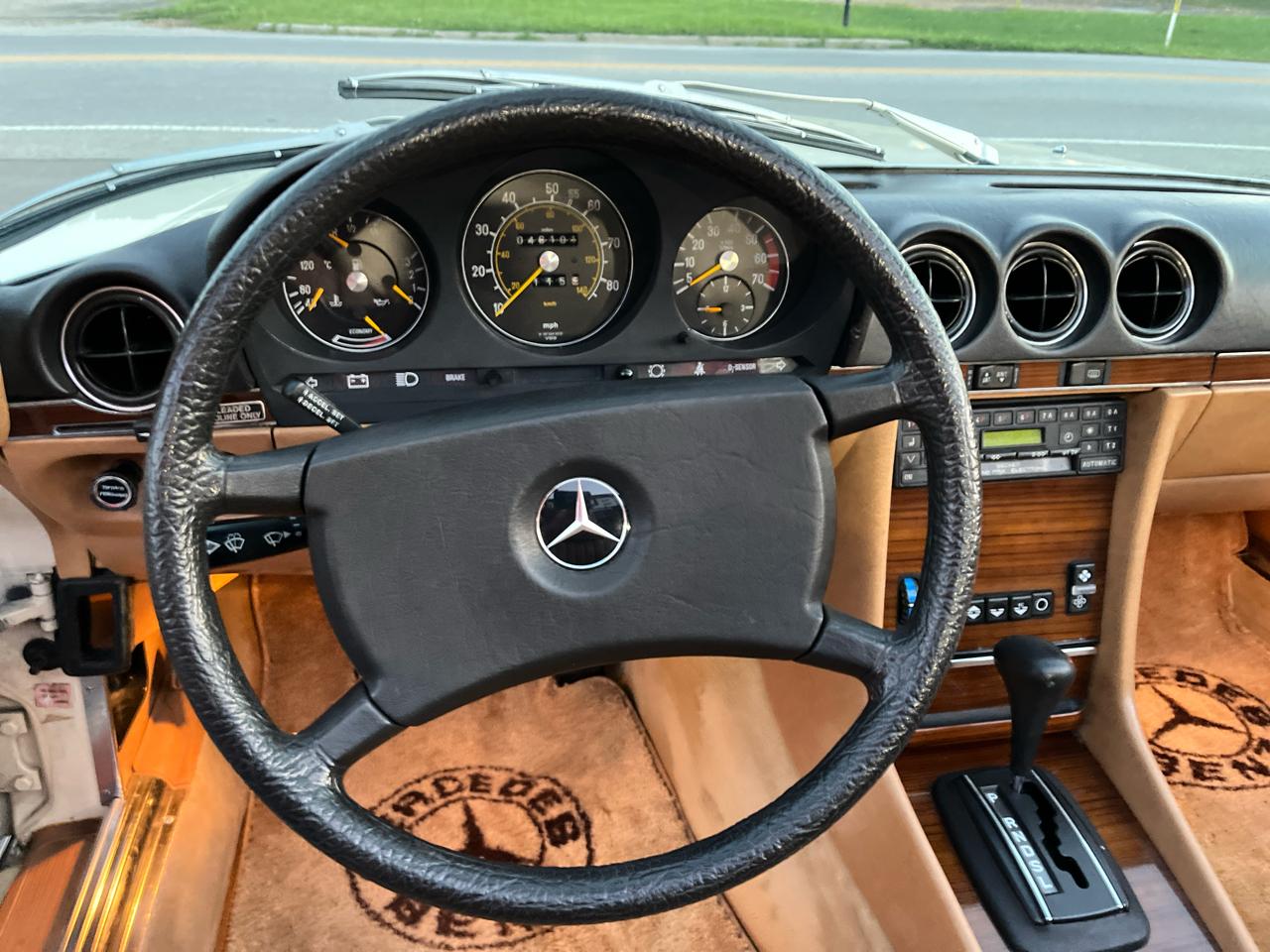 Mercedes-Benz 380 SL 1982