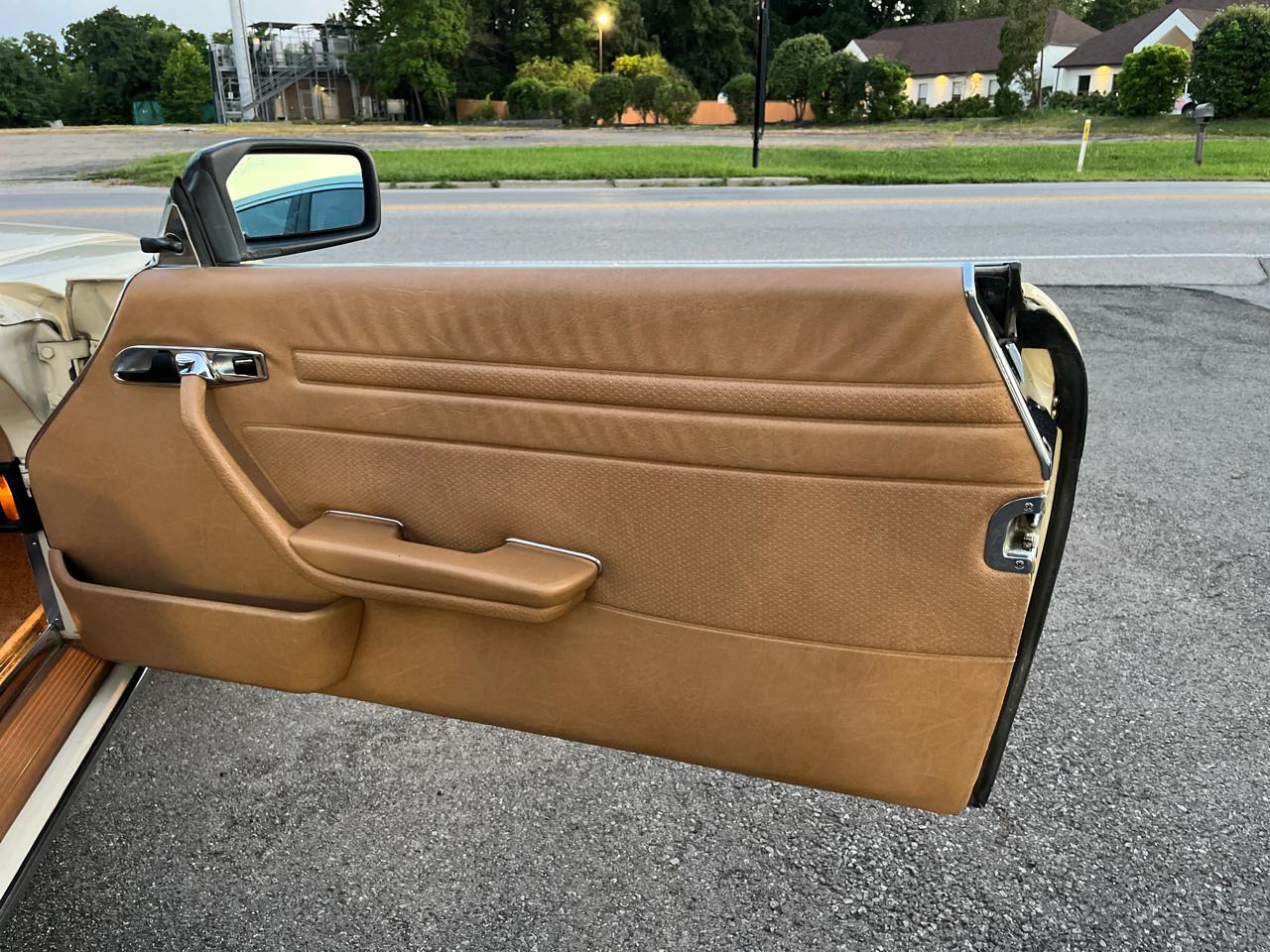 Mercedes-Benz 380 SL 1982