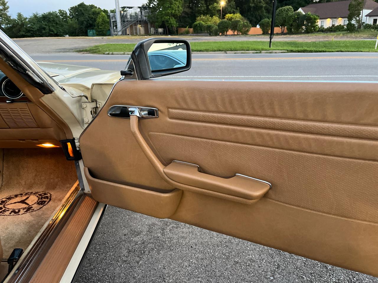 Mercedes-Benz 380 SL 1982
