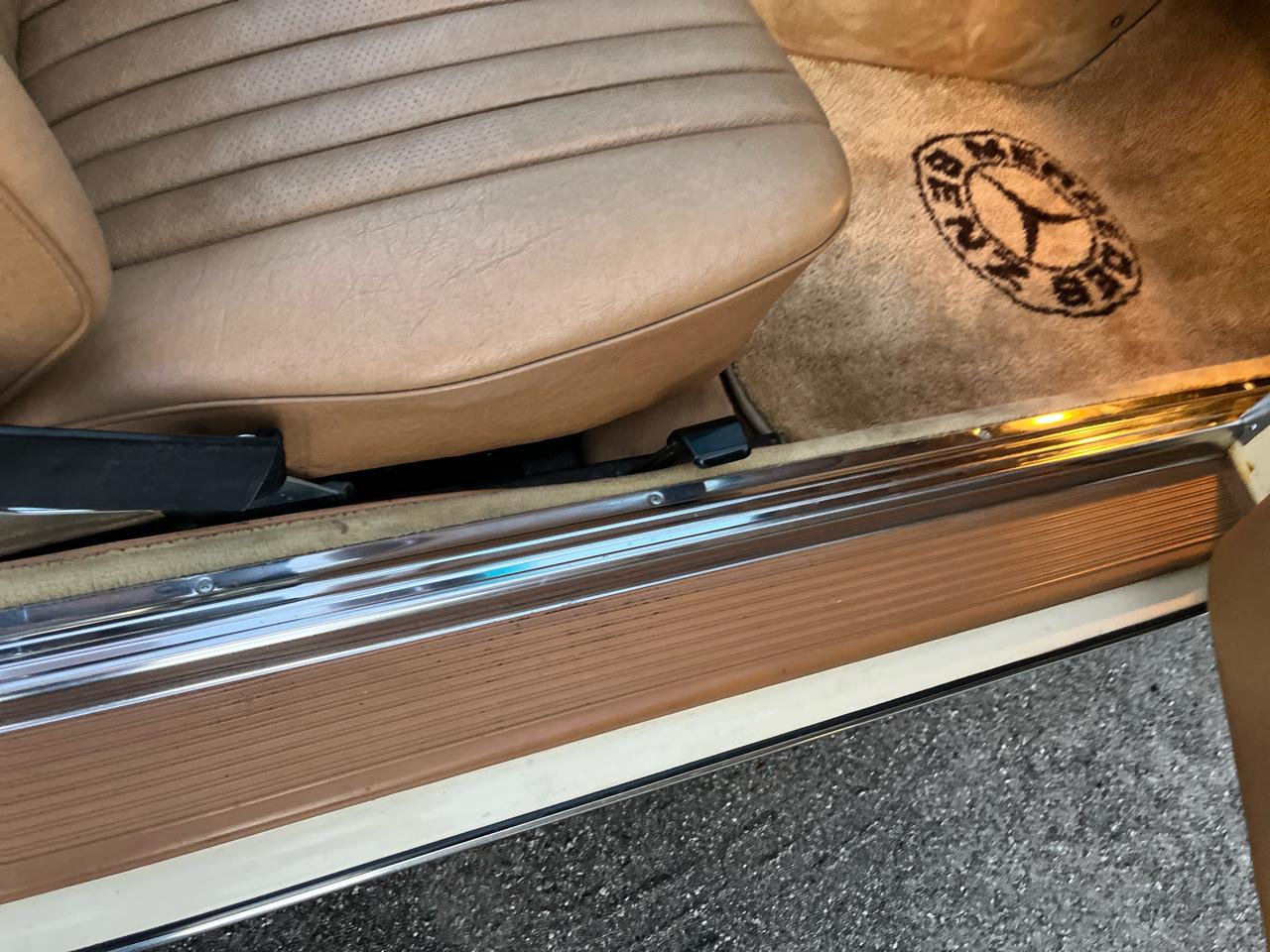 Mercedes-Benz 380 SL 1982