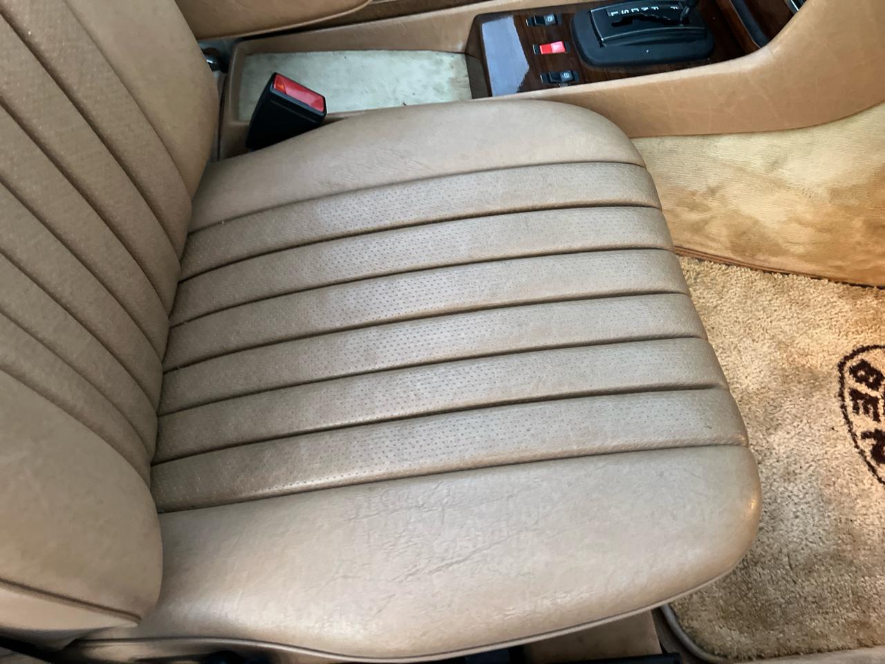 Mercedes-Benz 380 SL 1982