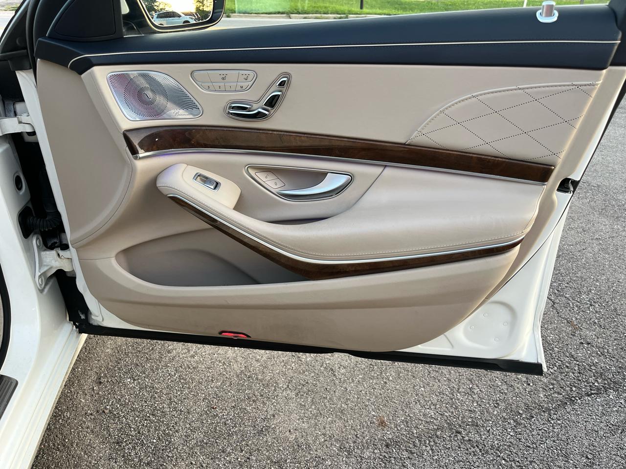 Mercedes-Benz S-Class S550 4MATIC 2015