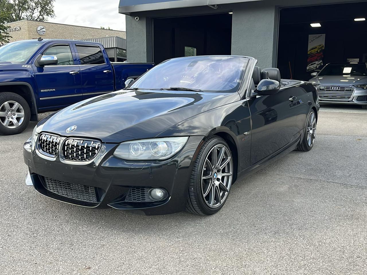 BMW 335is  2011