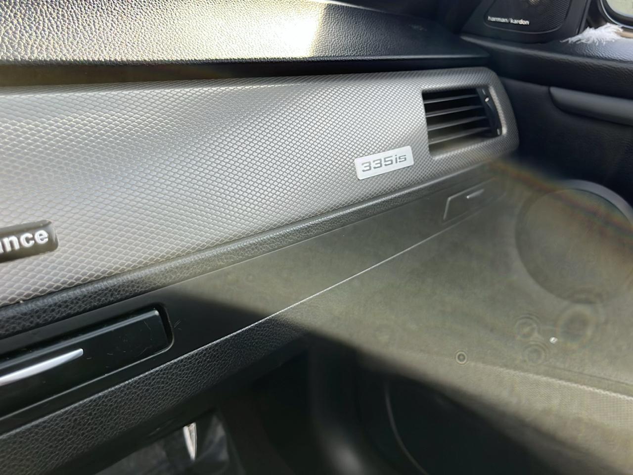 BMW 335is  2011