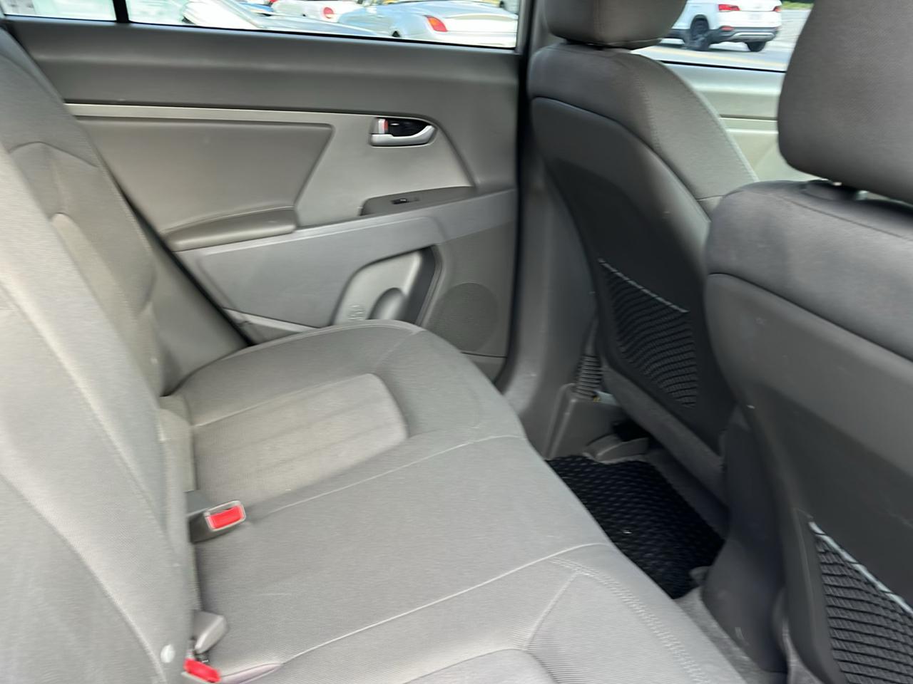 Kia Sportage LX AWD 2013