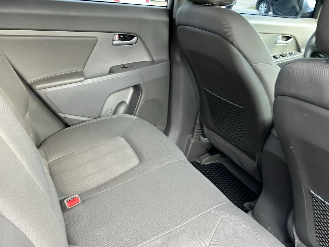 Kia Sportage LX AWD 2013