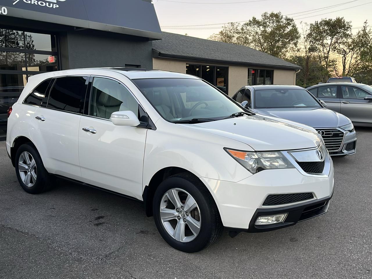Acura MDX photo 11