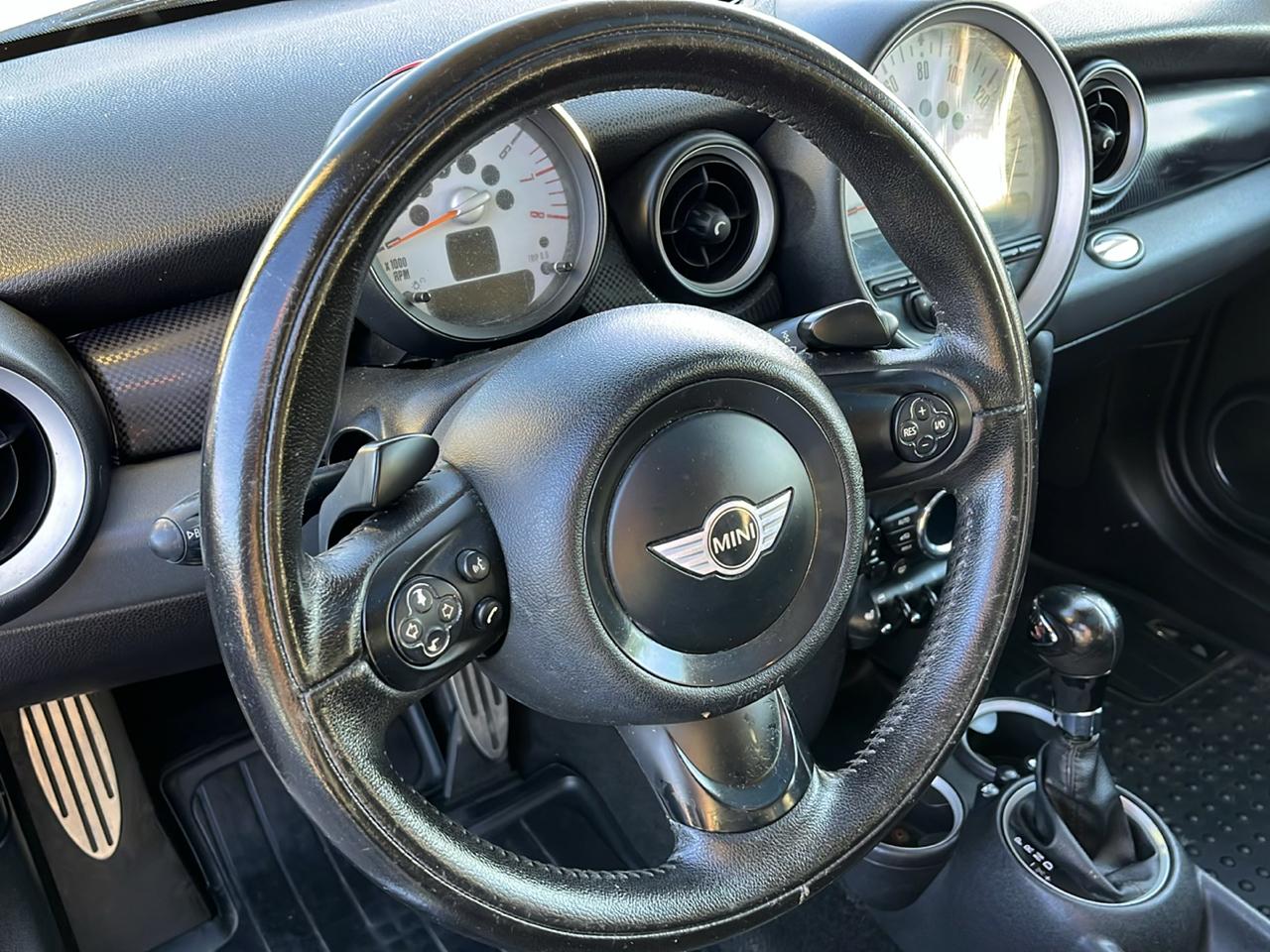 MINI Clubman S 2011