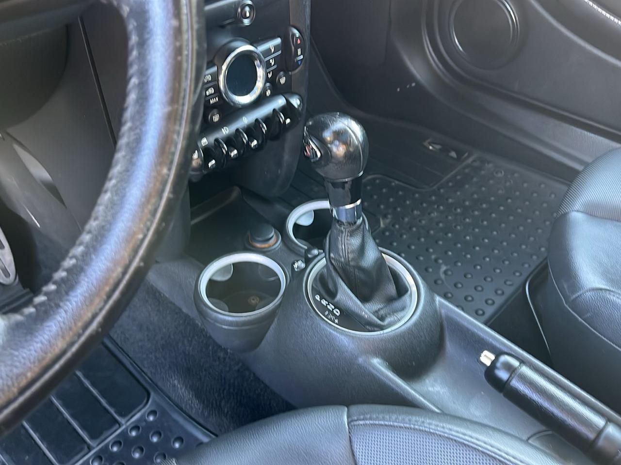 MINI Clubman S 2011