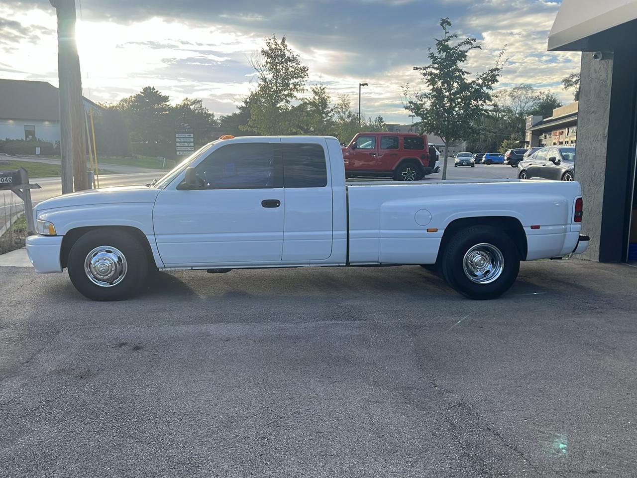 Dodge Ram 3500 SLT Quad Cab 2WD DRW 2000