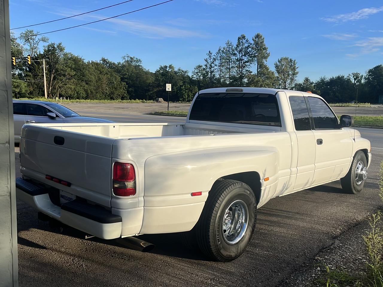 Dodge Ram 3500 SLT Quad Cab 2WD DRW 2000