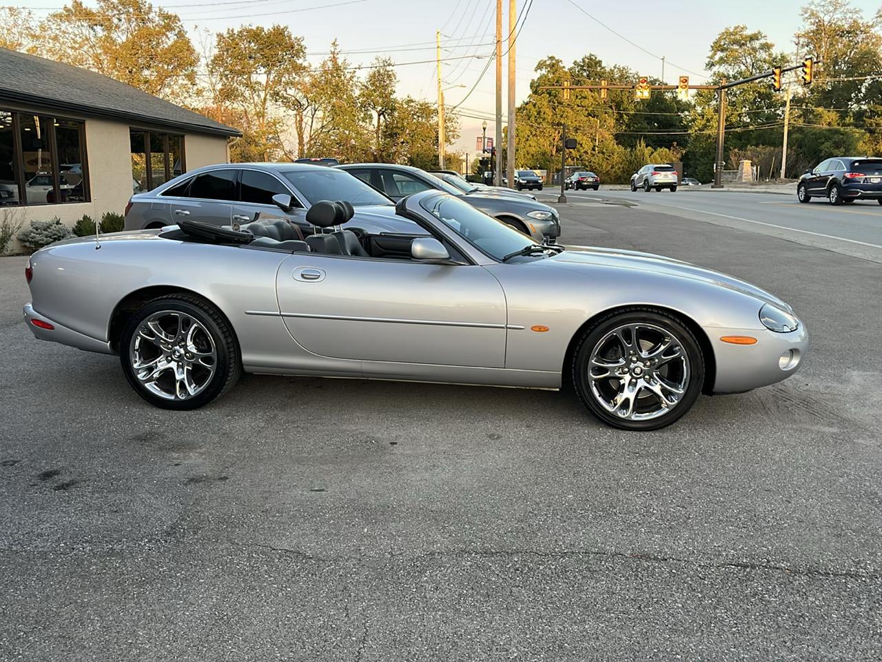 Jaguar XK-Series photo 11