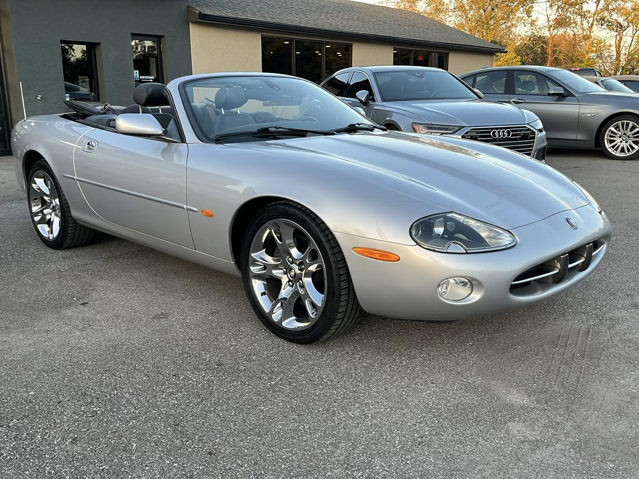Jaguar XK-Series photo 12