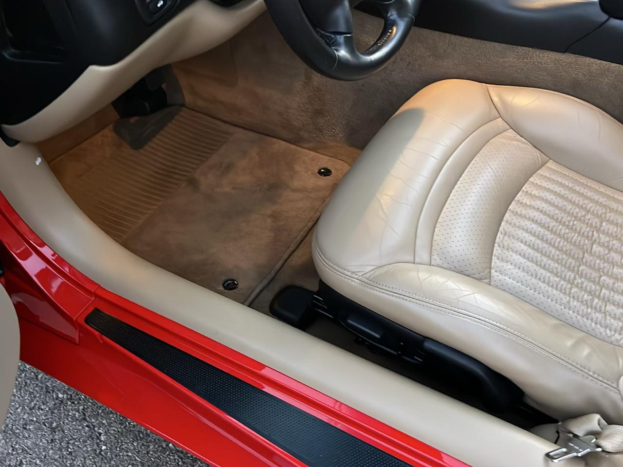 Chevrolet Corvette Coupe 2000