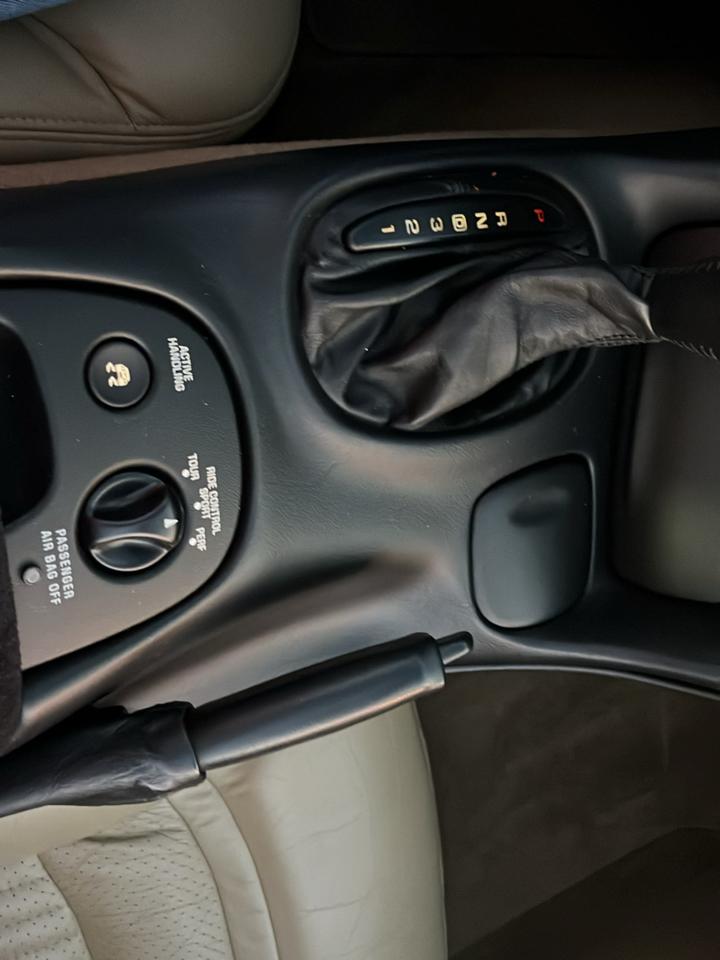 Chevrolet Corvette Coupe 2000