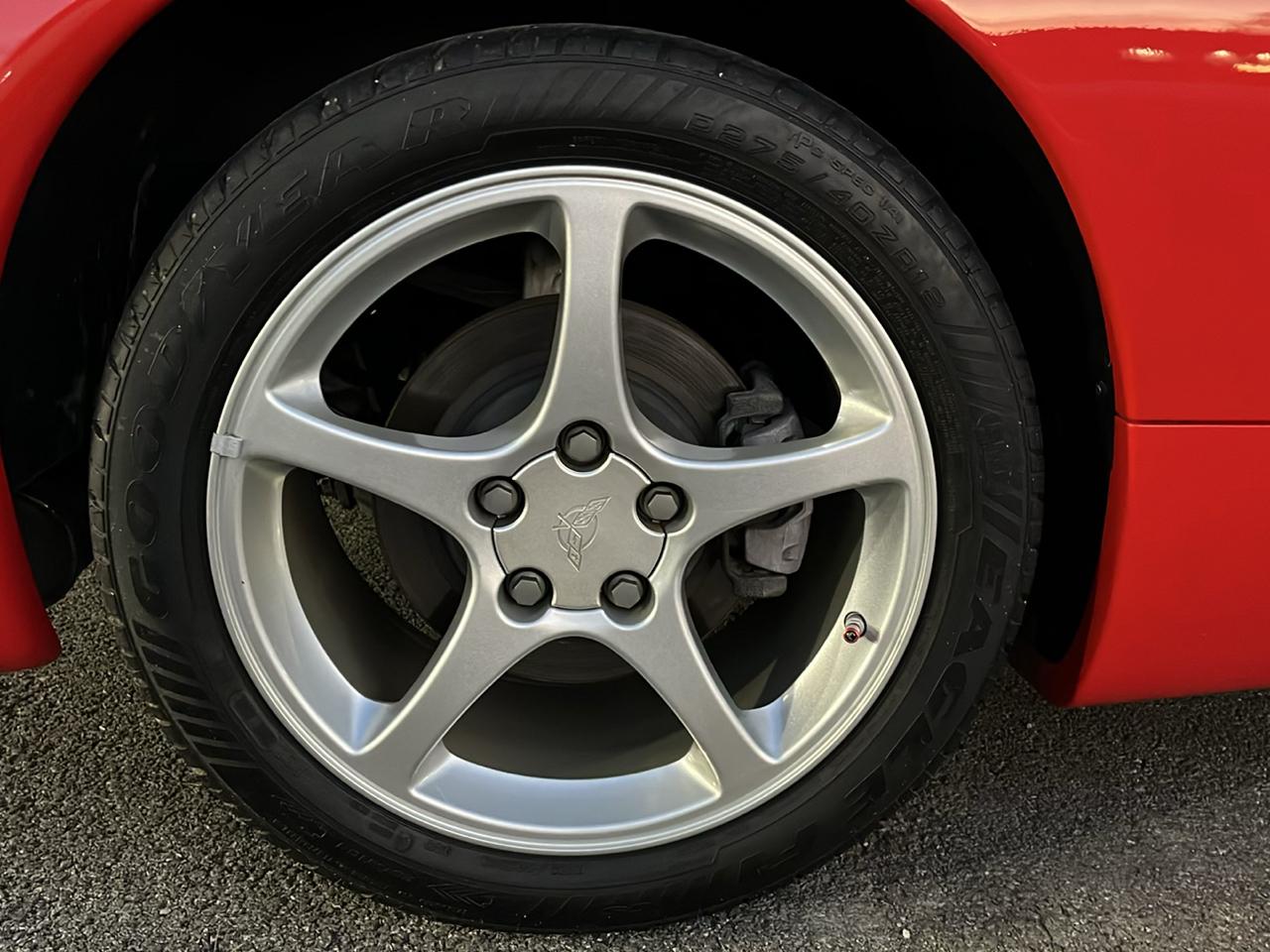 Chevrolet Corvette Coupe 2000