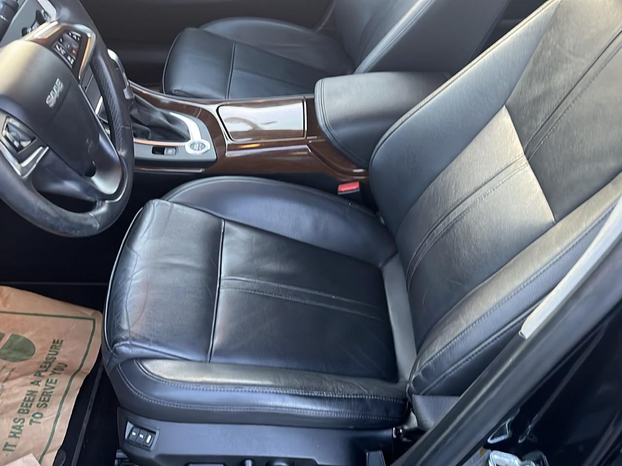 Saab 9-5 Turbo4 Sedan 2011