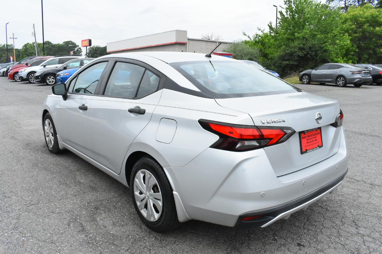Nissan Versa S CVT 2020