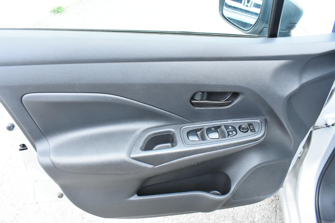 Nissan Versa S CVT 2020