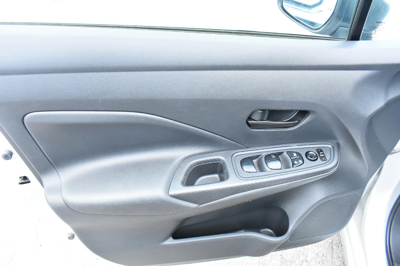 Nissan Versa S CVT 2020