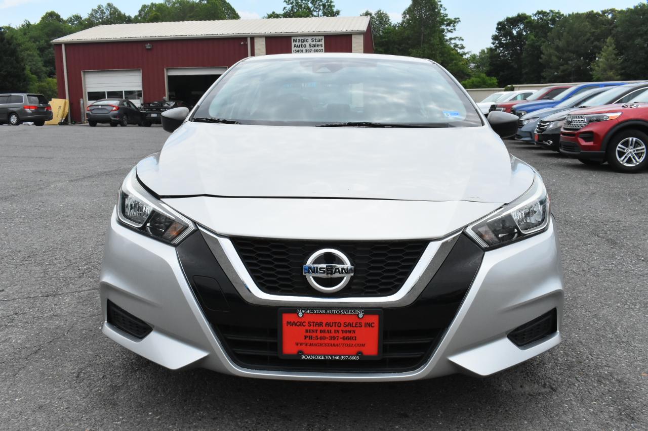 Nissan Versa S CVT 2020