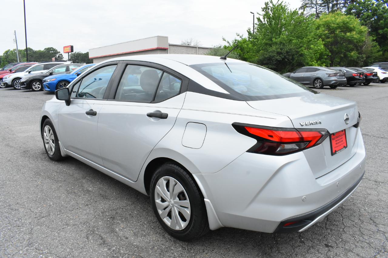 Nissan Versa S CVT 2020