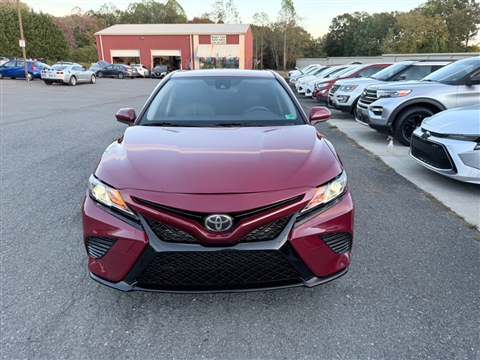 2018 Toyota Camry XLE Auto (Natl)