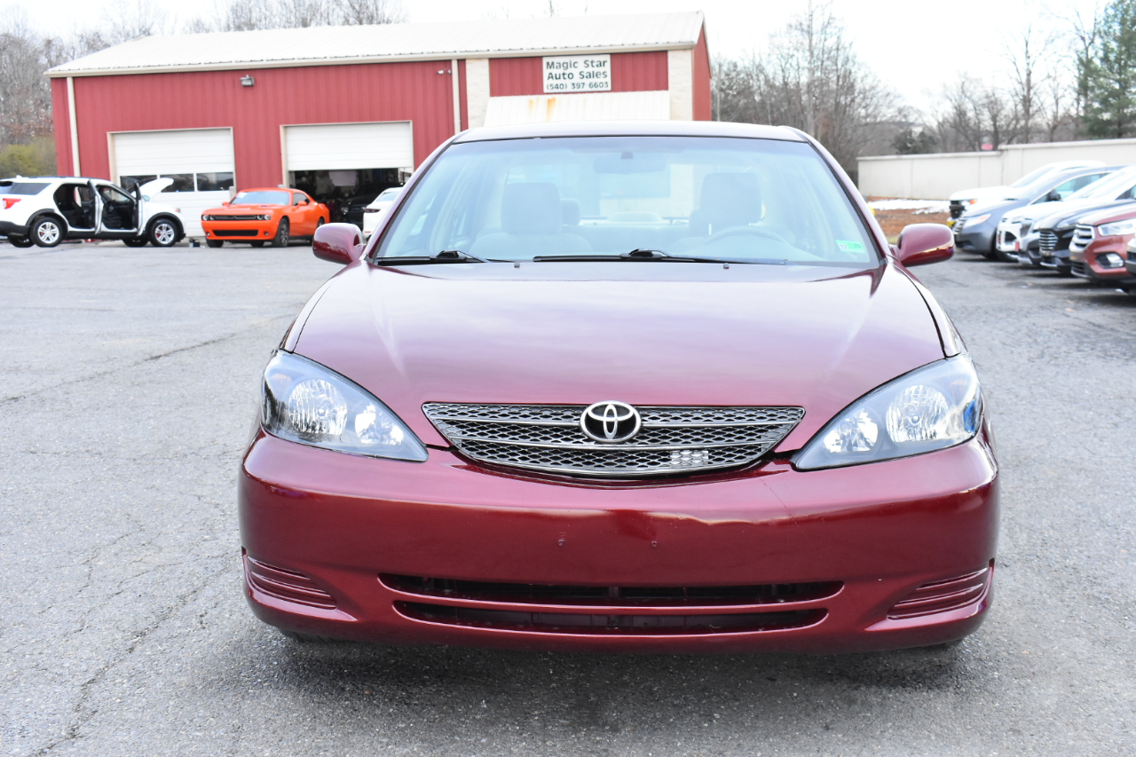 Toyota Camry 4dr Sdn XLE Auto (Natl) 2003