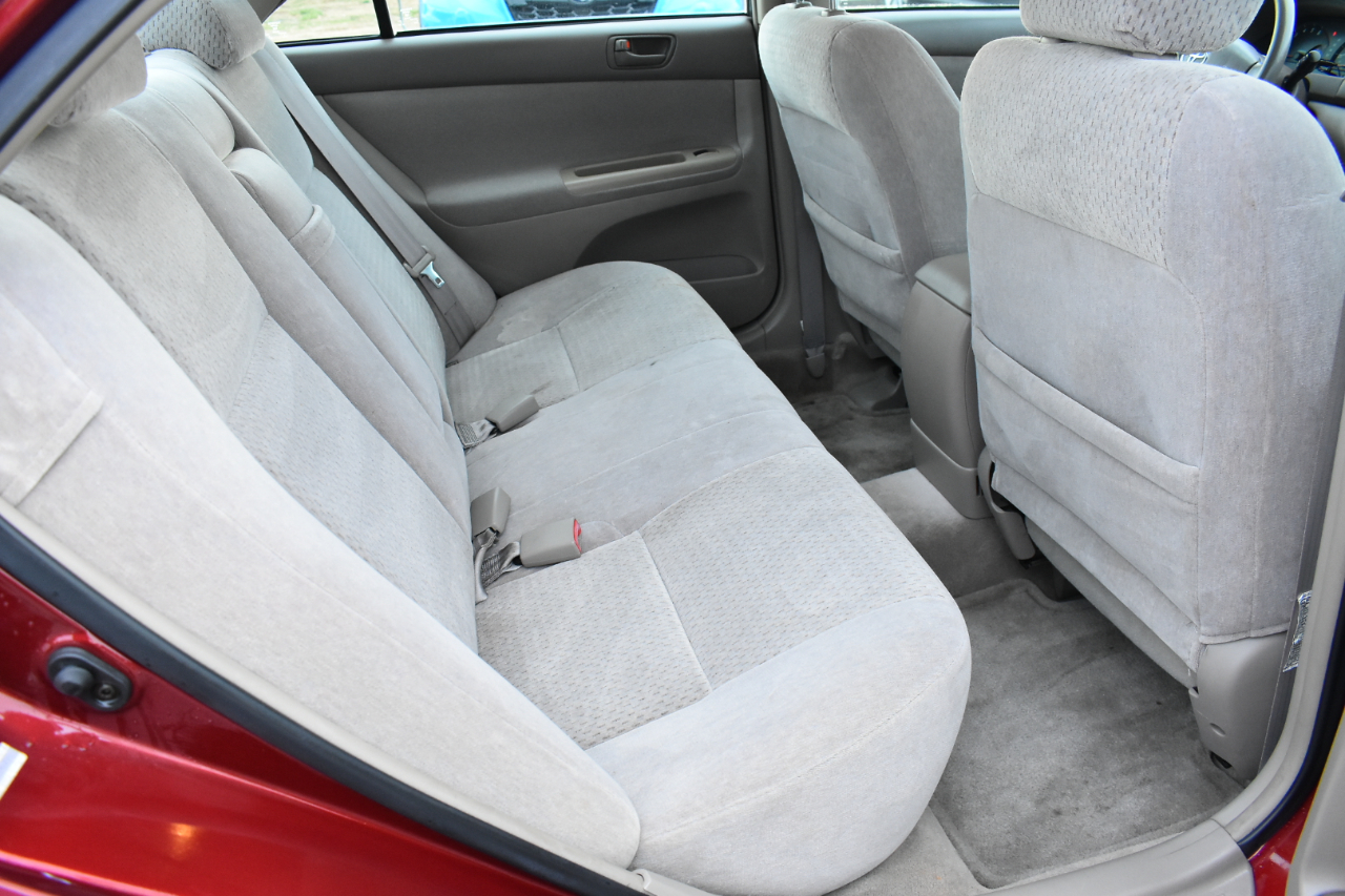 Toyota Camry 4dr Sdn XLE Auto (Natl) 2003