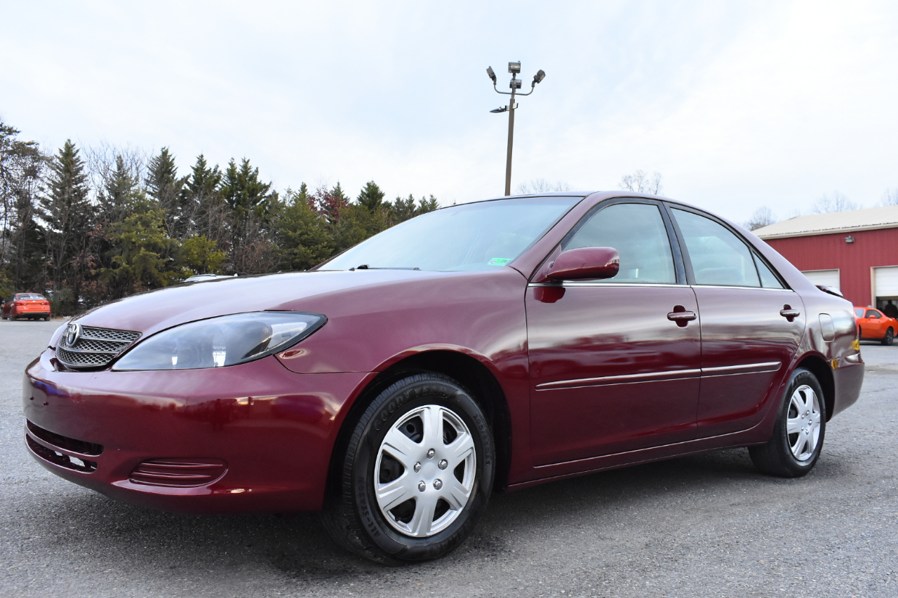 Toyota Camry 4dr Sdn XLE Auto (Natl) 2003