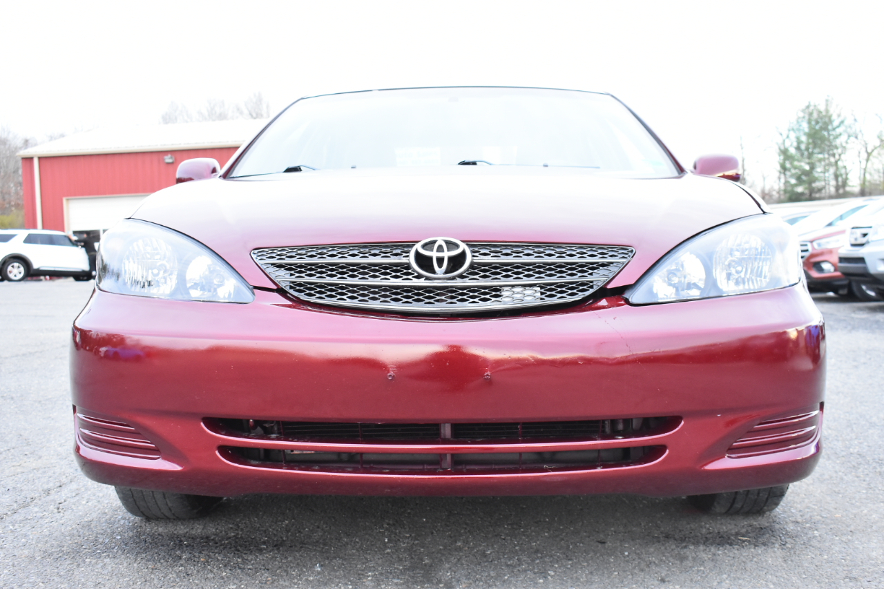 Toyota Camry 4dr Sdn XLE Auto (Natl) 2003