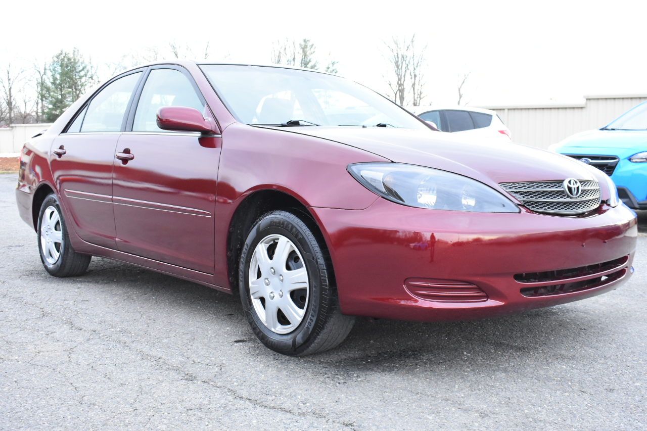 Toyota Camry 4dr Sdn XLE Auto (Natl) 2003