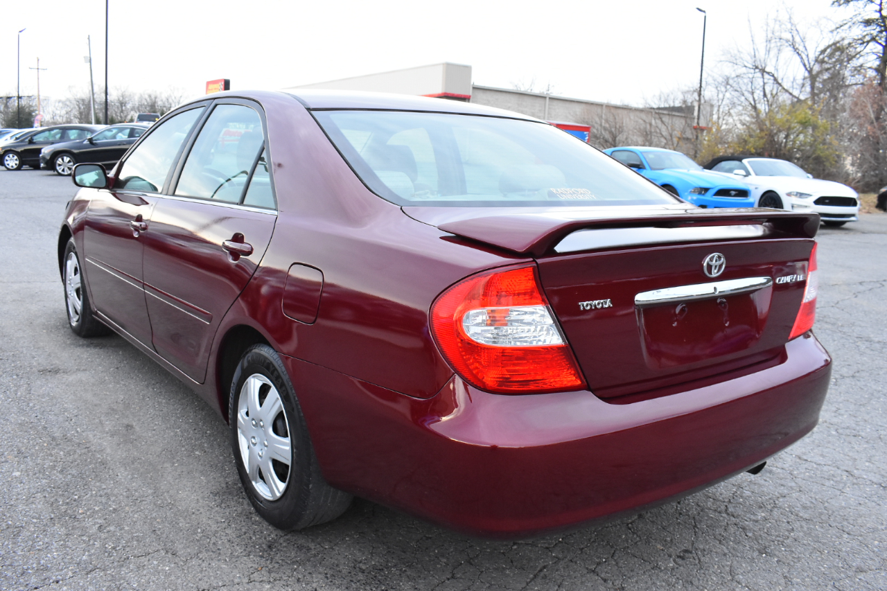 Toyota Camry 4dr Sdn XLE Auto (Natl) 2003