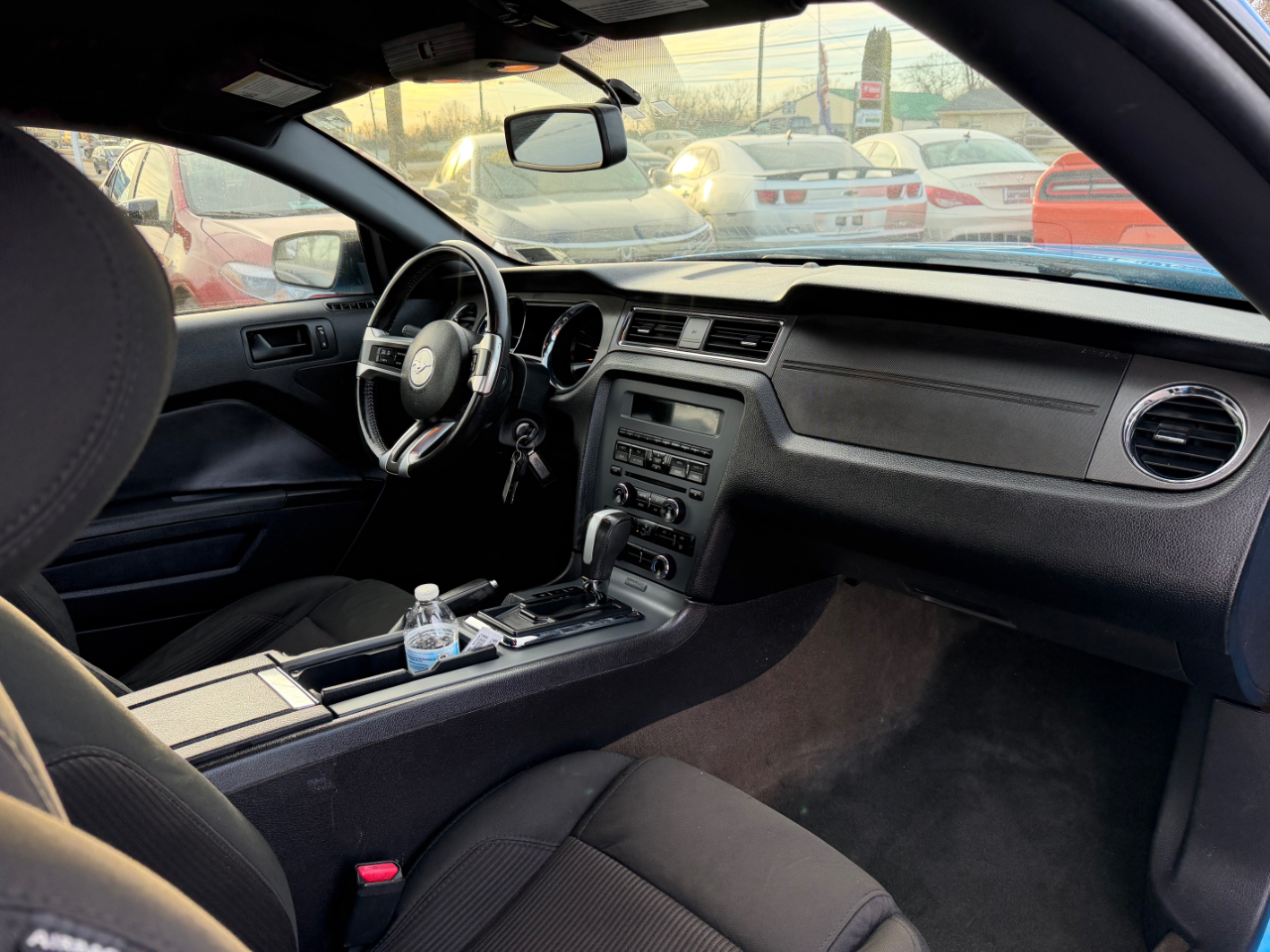 Ford Mustang 2dr Cpe V6 2014