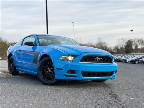 2014 Ford Mustang 2dr Cpe V6