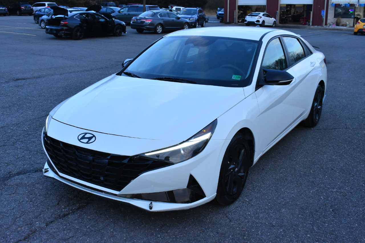 Hyundai Elantra SEL IVT 2023