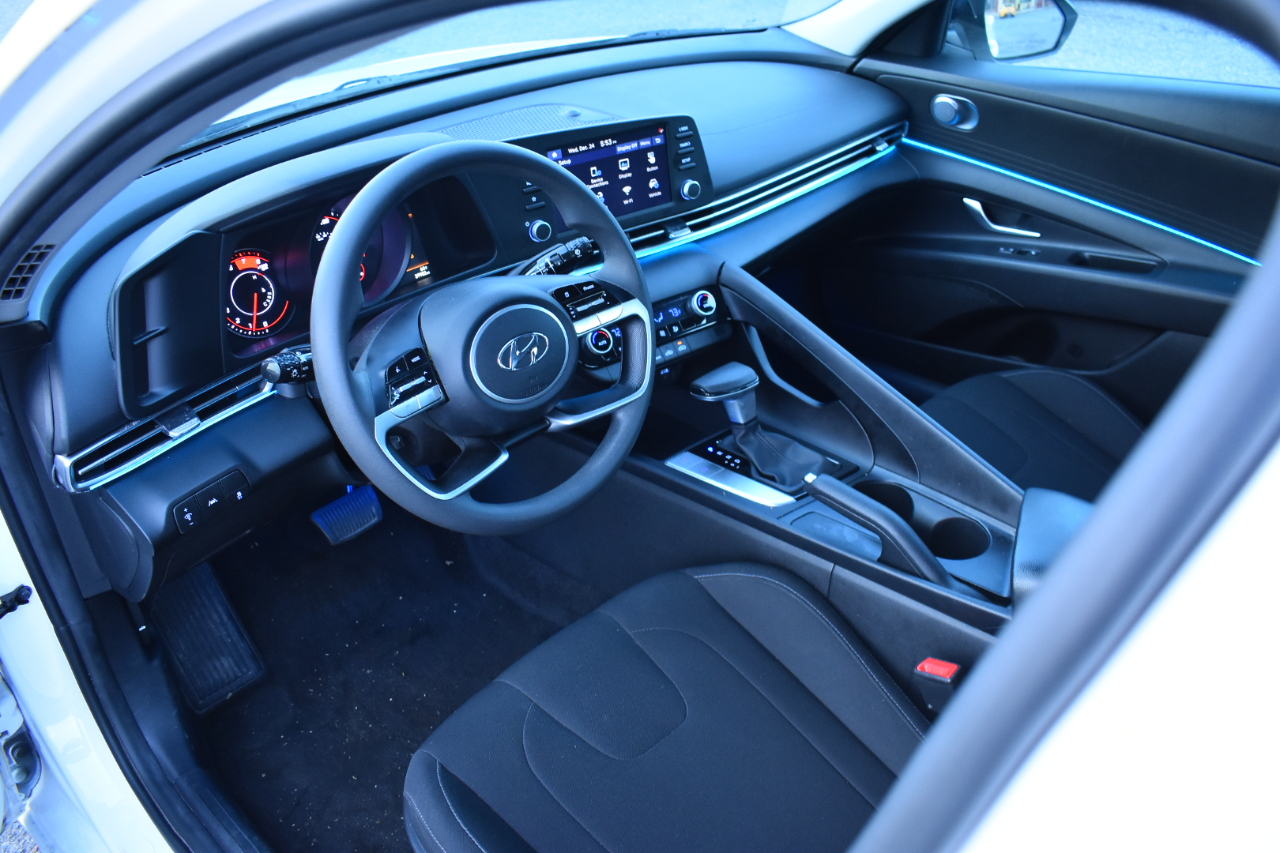 Hyundai Elantra SEL IVT 2023