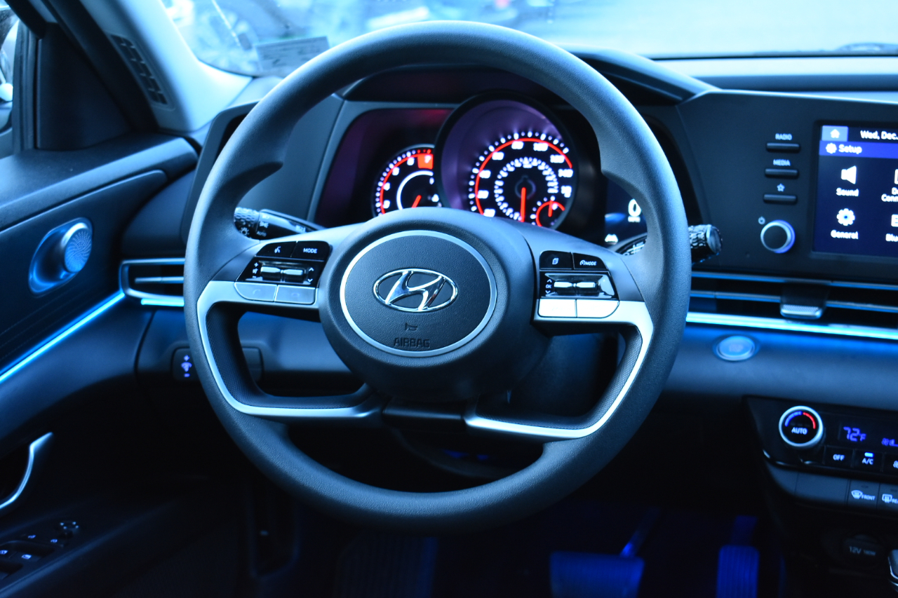 Hyundai Elantra SEL IVT 2023