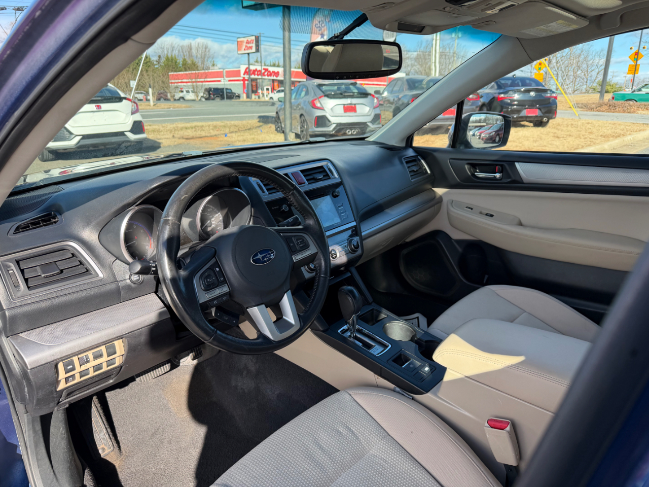 Subaru Legacy 4dr Sdn 2.5i Premium 2015