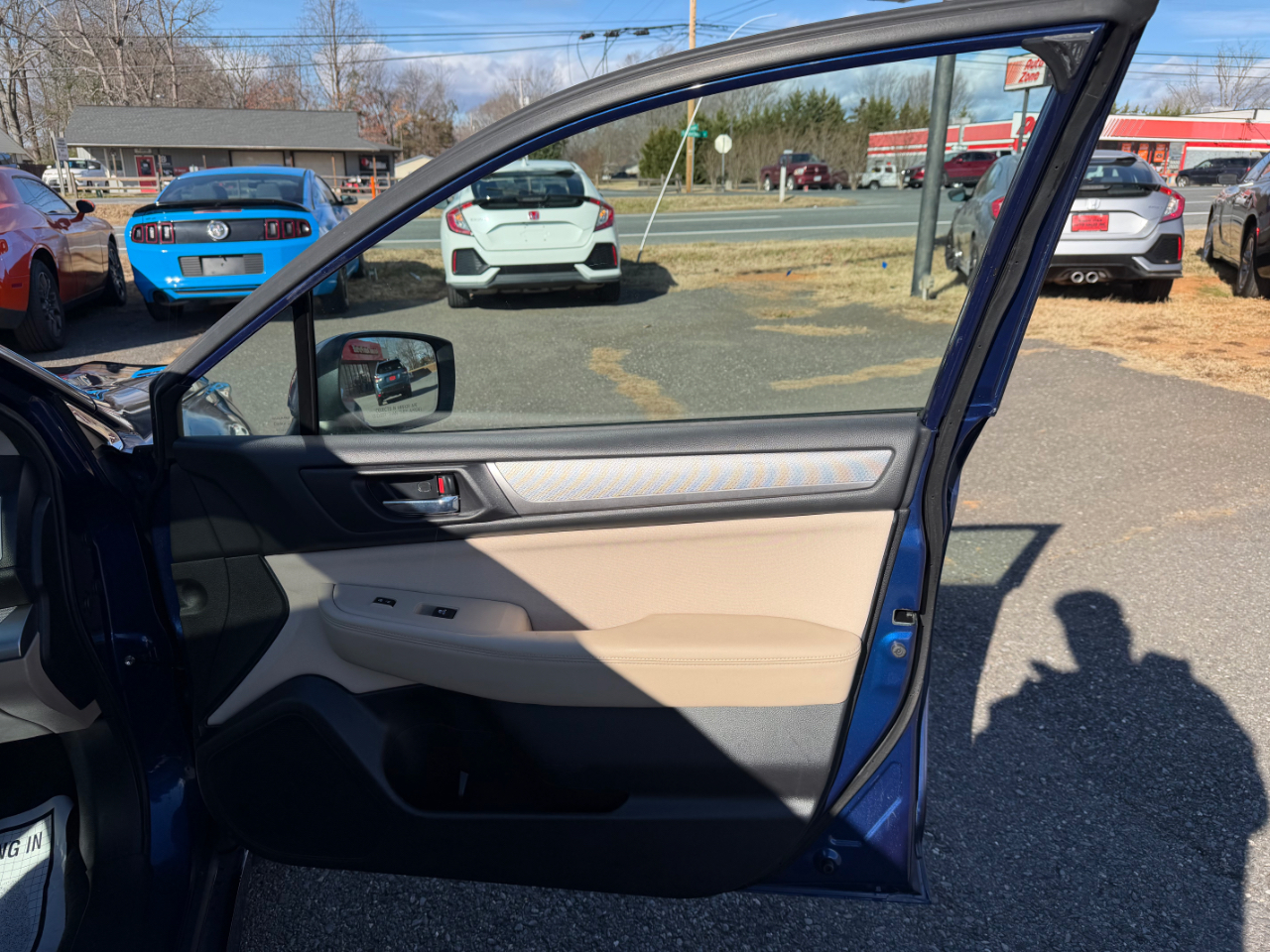 Subaru Legacy 4dr Sdn 2.5i Premium 2015