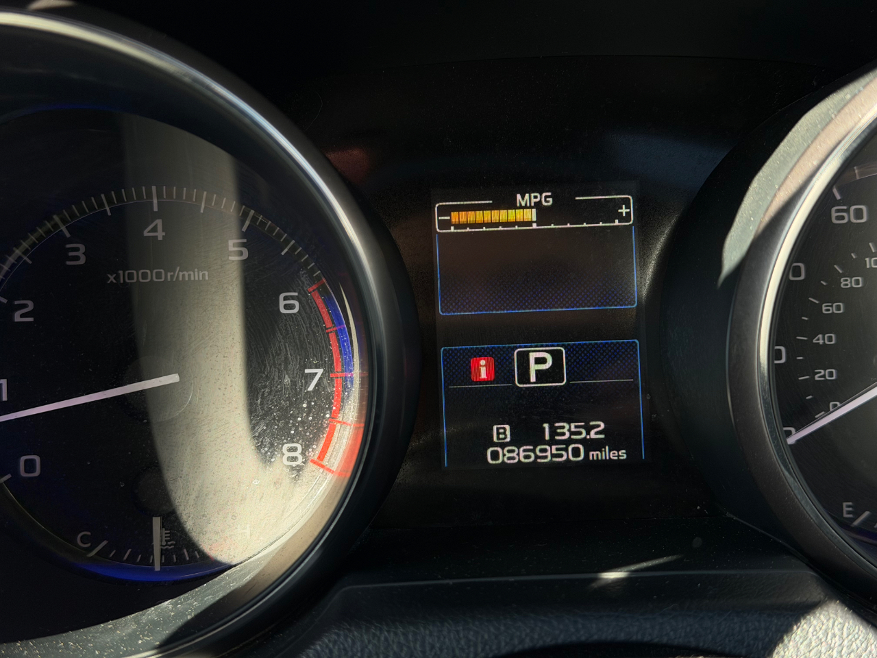 Subaru Legacy 4dr Sdn 2.5i Premium 2015