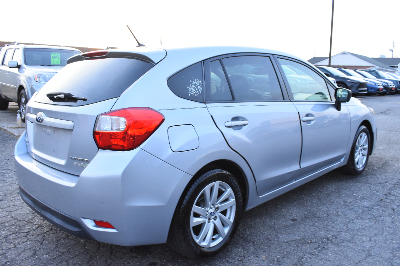 Subaru Impreza Wagon 5dr CVT 2.0i 2015