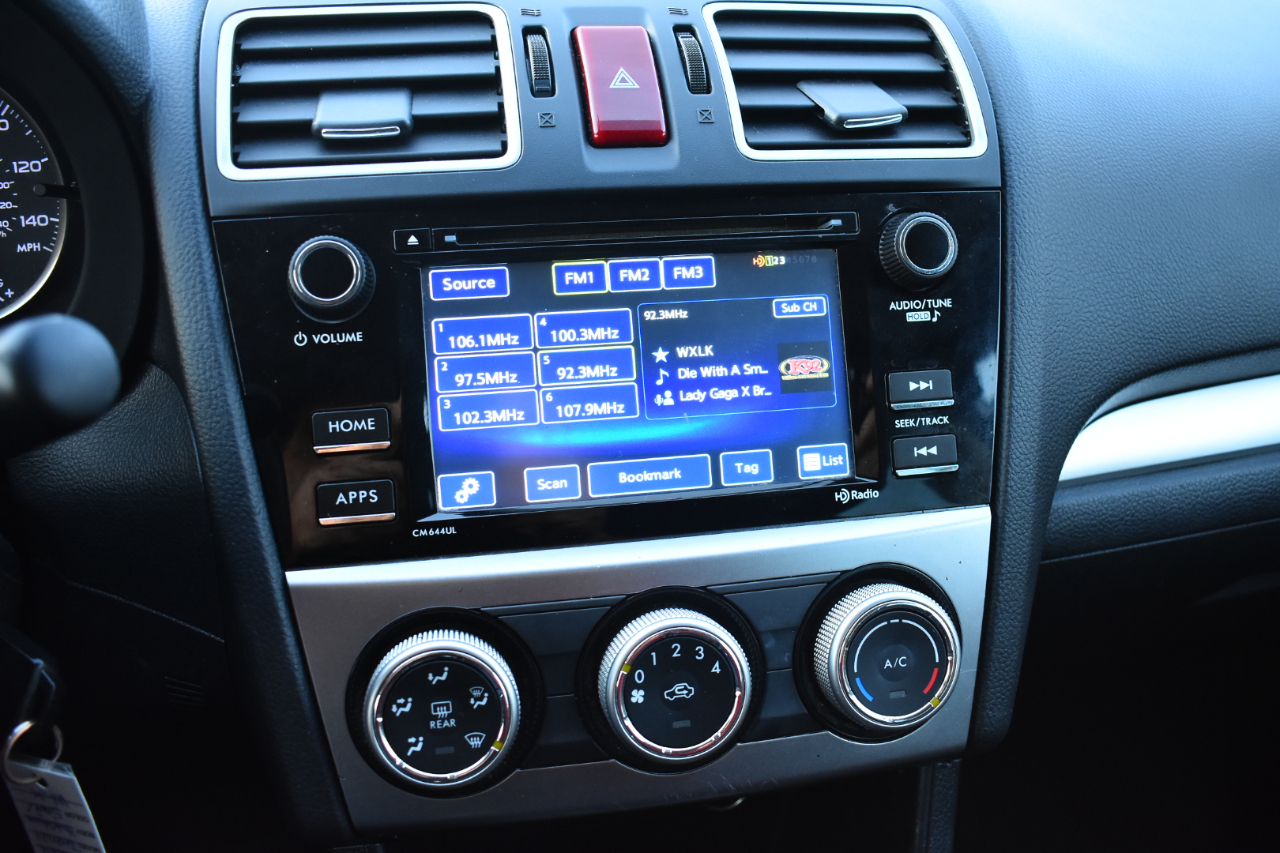 Subaru Impreza Wagon 5dr CVT 2.0i 2015