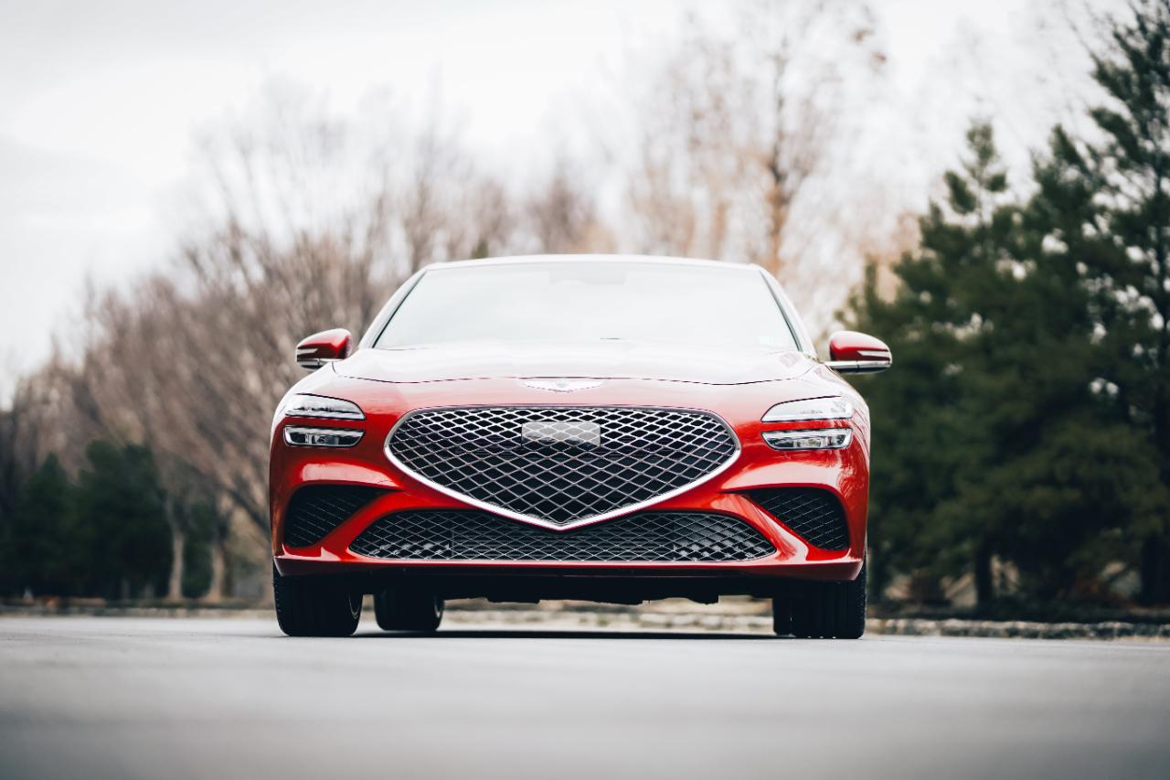 Genesis G70 2.0T AWD 2023