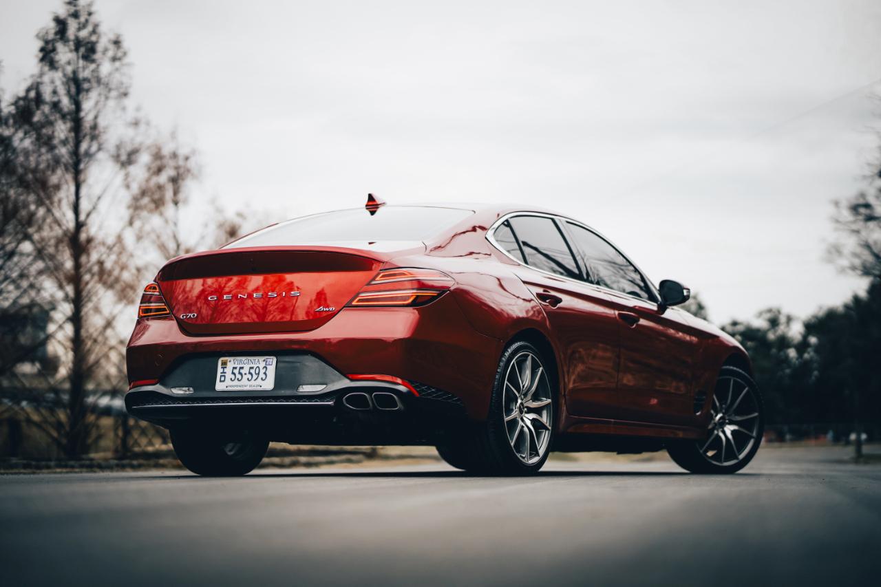 Genesis G70 2.0T AWD 2023