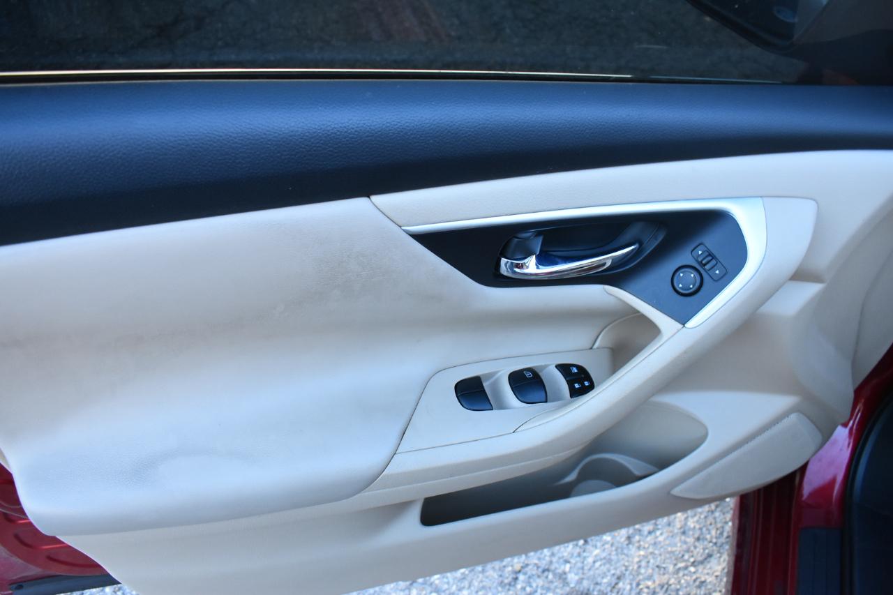 Nissan Altima 4dr Sdn I4 2.5 S 2016