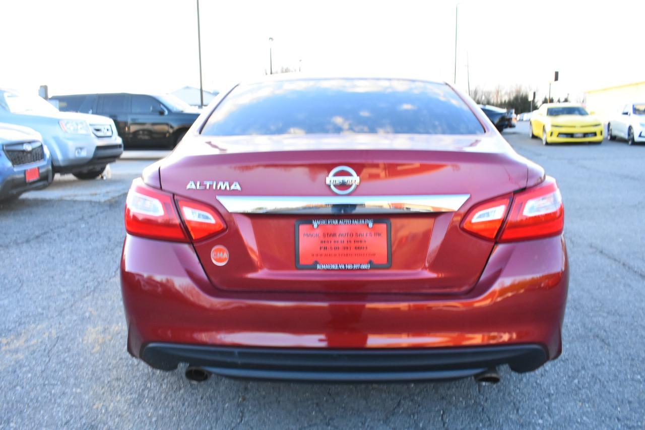 Nissan Altima 4dr Sdn I4 2.5 S 2016