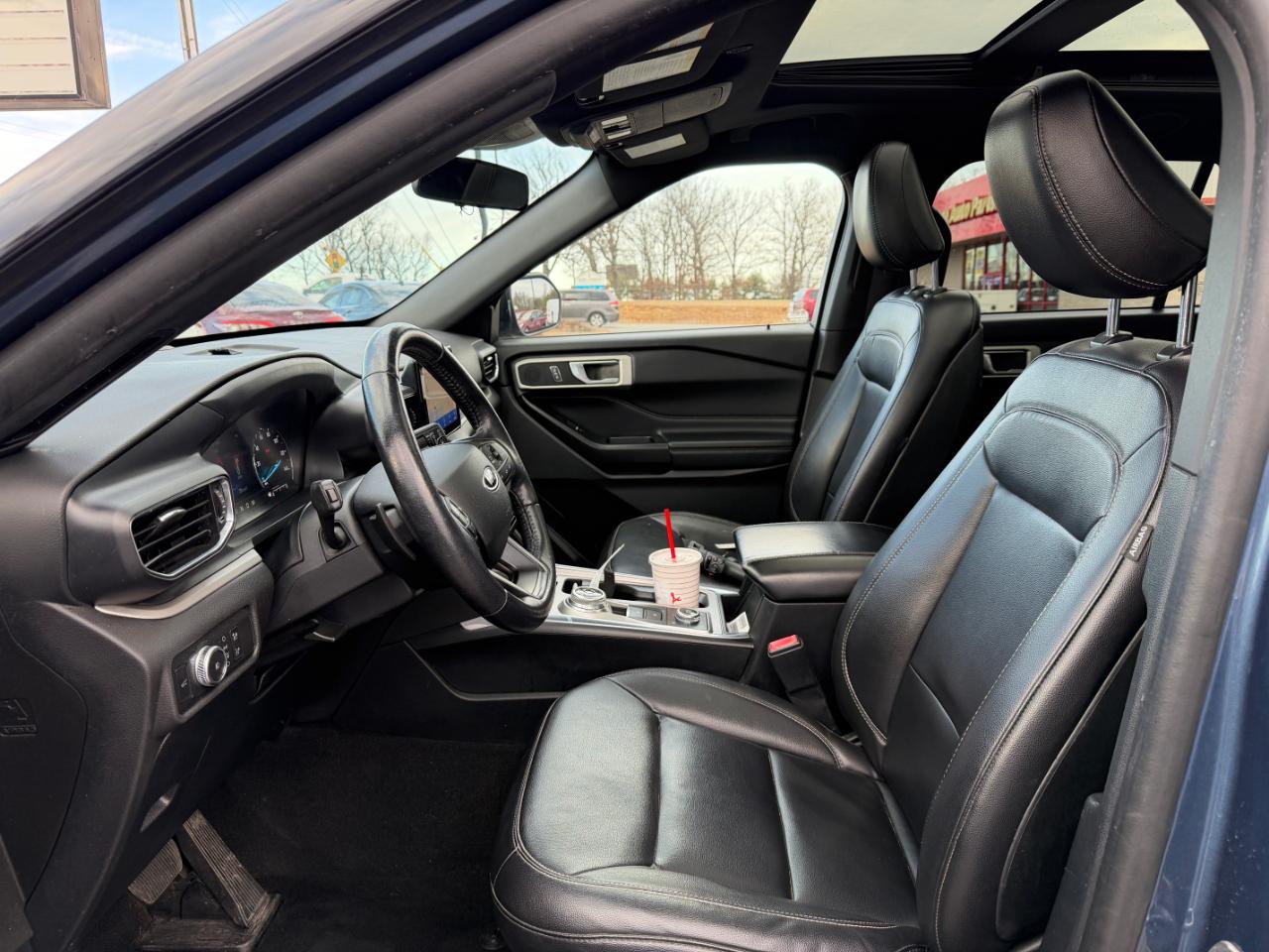 Ford Explorer XLT 4WD 2020